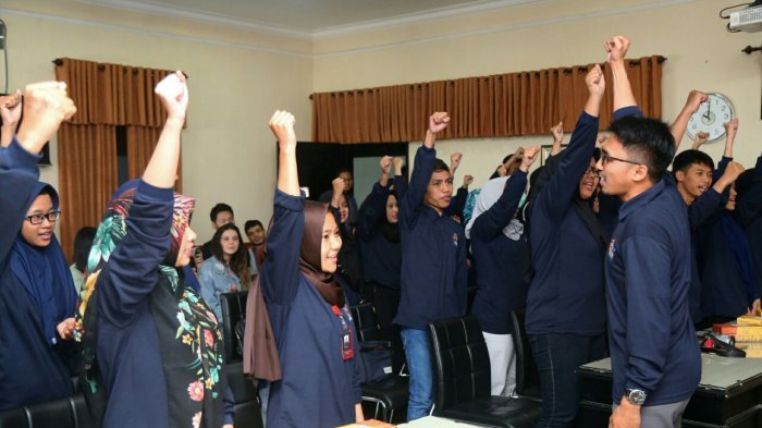 Calon Guru FKIP UMM Magang dan KKN di Thailand